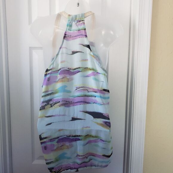 BKE Boutique‎ Printed Chiffon and Lace Tank - Picture 5 of 5